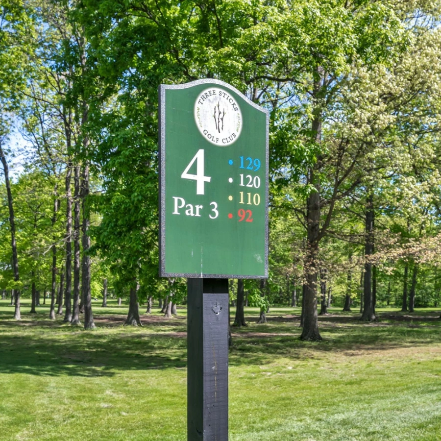 ThreeSticks Golf Club hole 4 ThreeSticks Golf Club hole 4